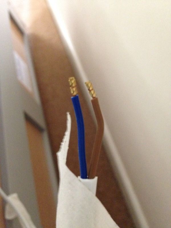 Electrics help please Wiring up a shaver socket & mirror Page 1